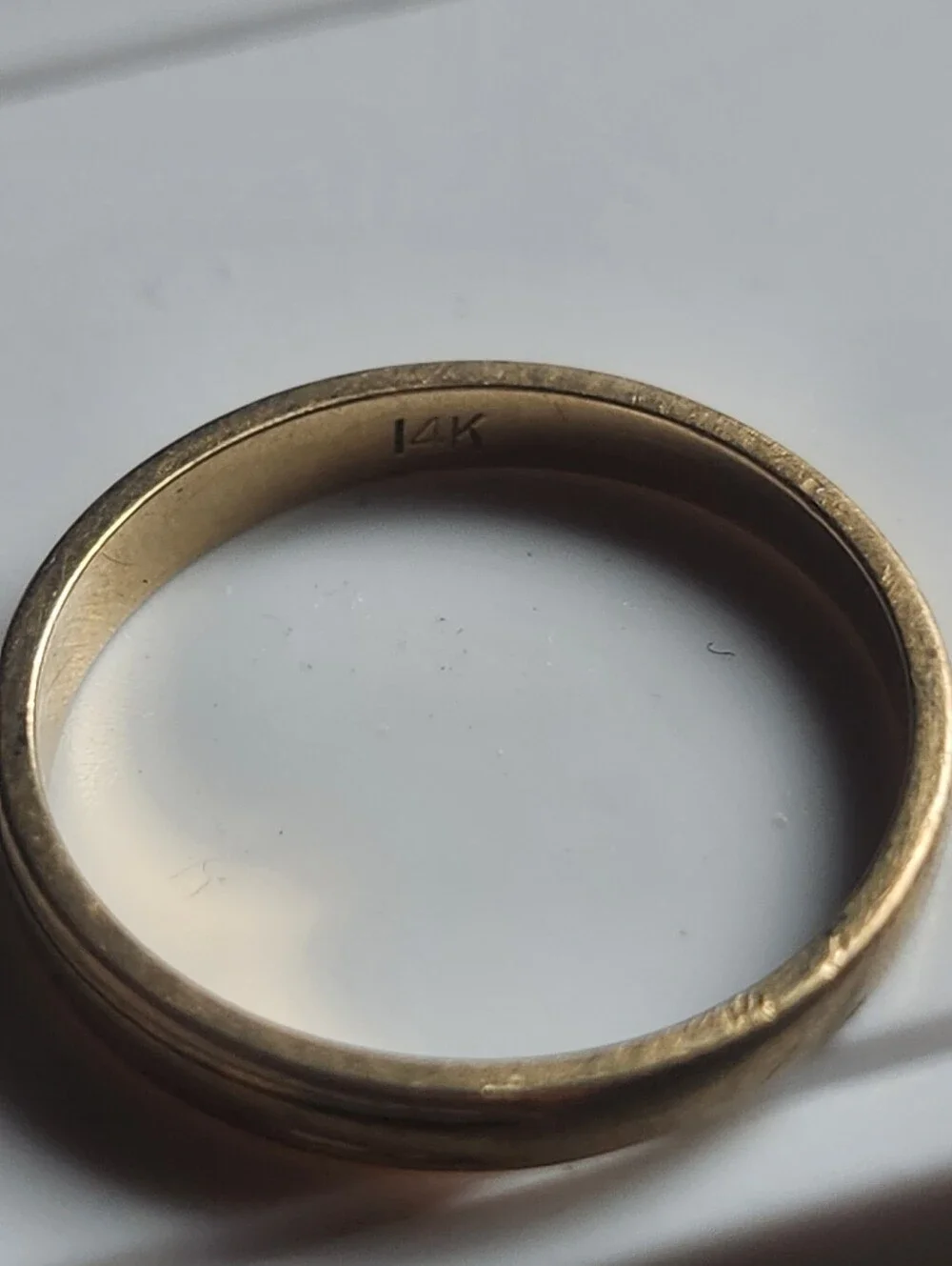 Blue Fire 14K Gold  Band Ring - Size 5.5